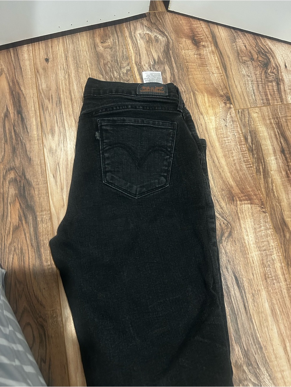 Levi's womens Black Relaxed Jeans